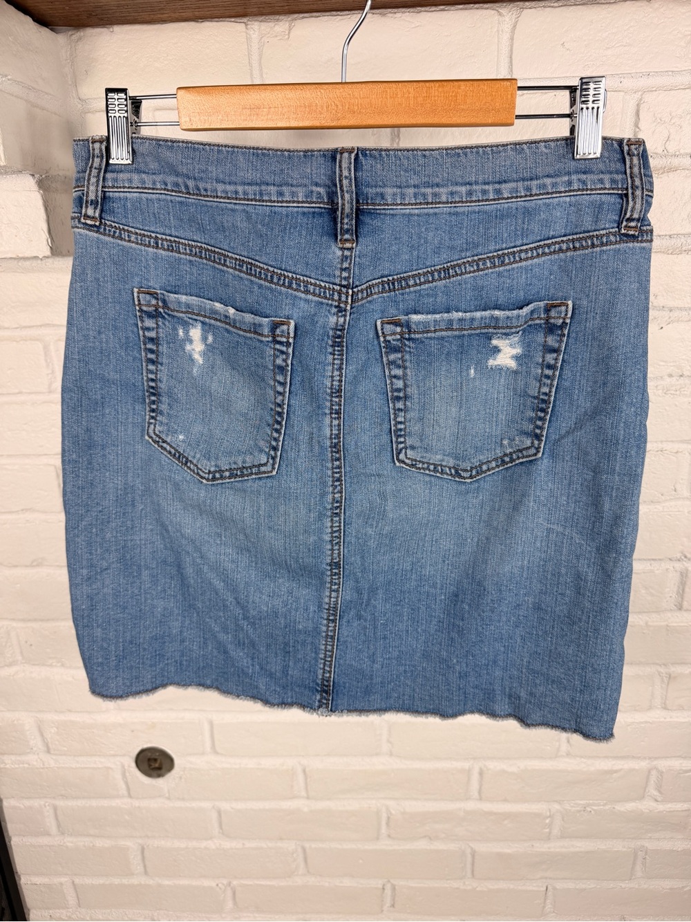 LOFT Embellished Denim Mini Skirt Womens 4 Distressed Rhinestone Jean Skirt - Picture 6 of 6